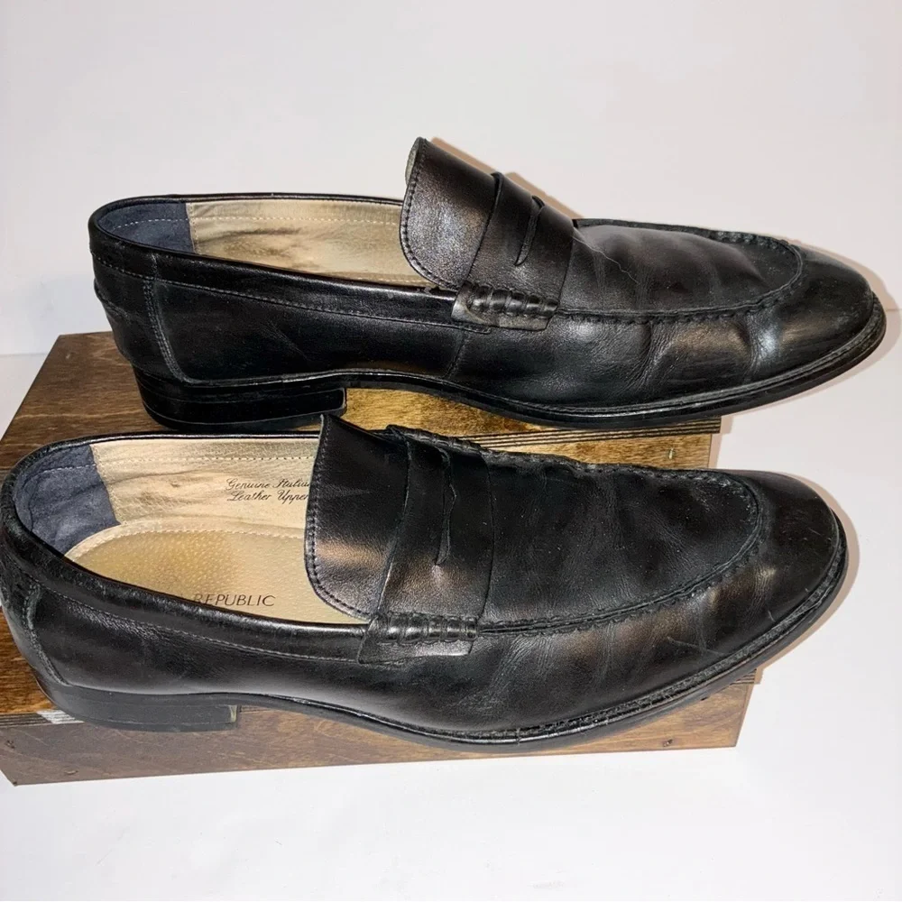 Banana Republic Men’s Penny Loafers Black Italian Leather Ortholite 11.5 M